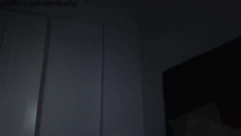 Annie online show from February 2025 04:05:02 PM