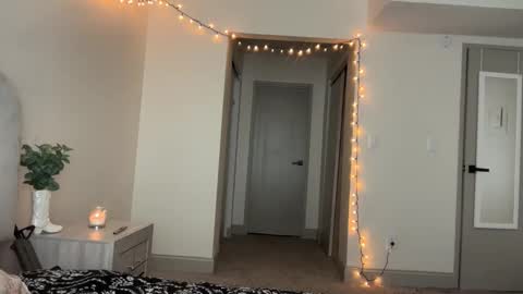 Snapshot of annieangel18 chatting on January 2026 10:02:02 PM ONLY FANS online show from January 2026 10:02:02 PM