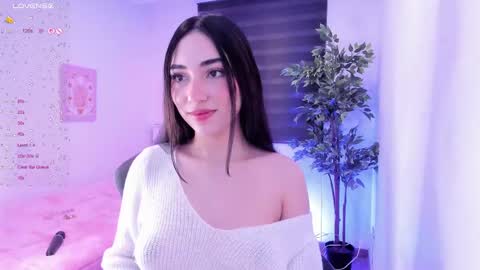 Snapshot of anniebrie chatting on March 2025 06:13:02 AM Cassandra online show from March 2025 06:13:02 AM