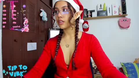 Annie cottan  online show from December 2024 06:47:01 AM