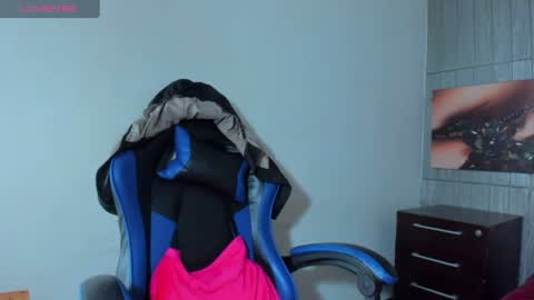 Anniee online show from July 2026 11:47:02 AM
