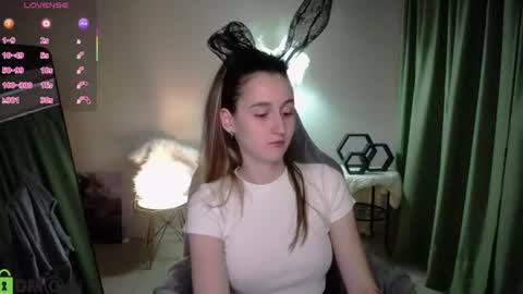 annieee_smith online show from July 2026 07:23:02 AM