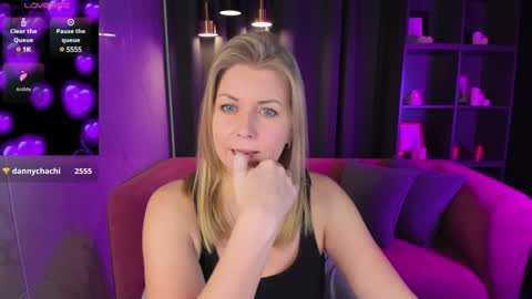 Annie online show from December 2024 08:41:01 AM