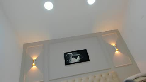 Snapshot of anniemartinezz chatting on December 2024 11:59:01 AM Annie online show from December 2024 11:59:01 AM