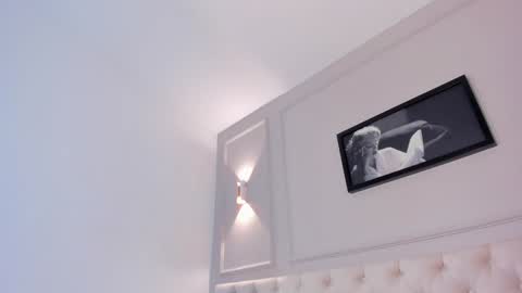 Snapshot of anniemartinezz chatting on January 2025 06:02:01 PM Annie online show from January 2025 06:02:01 PM