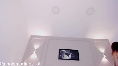 Snapshot of anniemartinezz chatting on March 2025 11:47:02 AM Annie online show from March 2025 11:47:02 AM