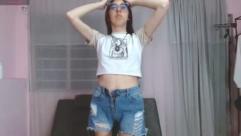 Annie Sparkle online show from July 2026 12:08:01 AM