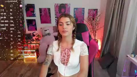 Annie FROM 8AM TO 4PM CDT online show from June 2026 10:30:02 PM