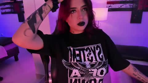 Snapshot of annikamerliahh_ chatting on February 2025 12:16:01 PM Annika online show from February 2025 12:16:01 PM