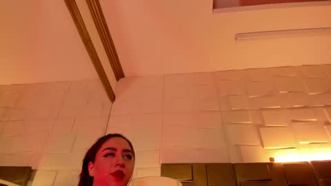 Snapshot of annikamerliahh_ chatting on March 2025 06:18:01 PM Annika online show from March 2025 06:18:01 PM