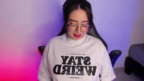 Snapshot of annikamerliahh_ chatting on October 2025 05:06:01 AM Annika online show from October 2025 05:06:01 AM