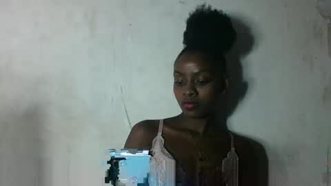 Snapshot of annistella chatting on May 2026 11:02:01 PM annistella online show from May 2026 11:02:01 PM