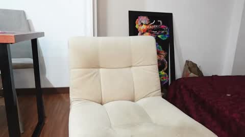 annrousse online show from January 2025 03:01:02 AM