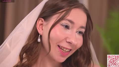 Annuetta online show from May 2026 08:01:01 AM