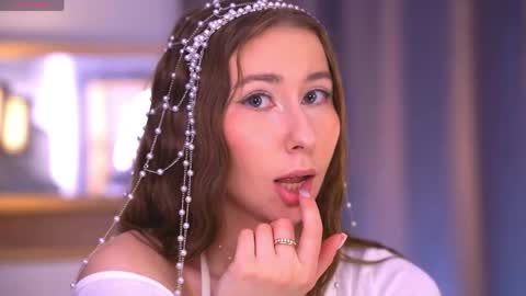 Annuetta online show from May 2026 09:17:01 AM