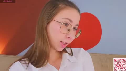 Annuetta online show from July 2026 07:59:02 AM