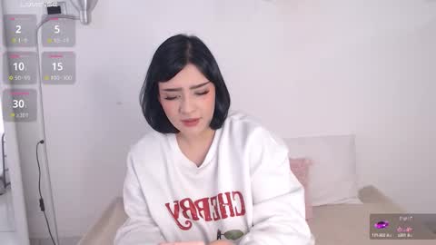 Anni sofia online show from November 2025 12:27:02 PM