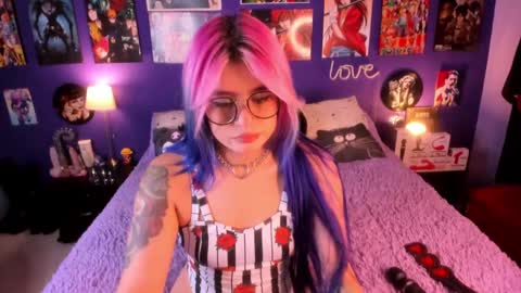 Snapshot of anny_cross chatting on September 2025 01:50:01 AM Paty online show from September 2025 01:50:01 AM