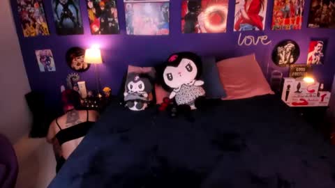 Snapshot of anny_cross chatting on October 2025 01:12:02 AM Paty online show from October 2025 01:12:02 AM