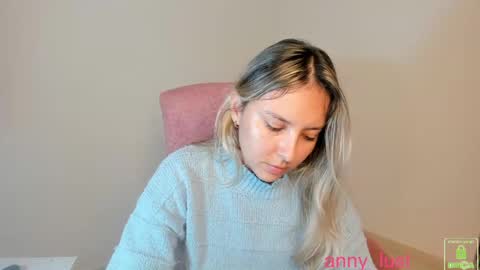 Snapshot of anny_lust chatting on November 2025 03:12:01 PM Issabela online show from November 2025 03:12:01 PM