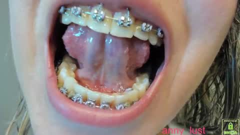 Snapshot of anny_lust chatting on January 2026 02:55:01 PM Issabela online show from January 2026 02:55:01 PM