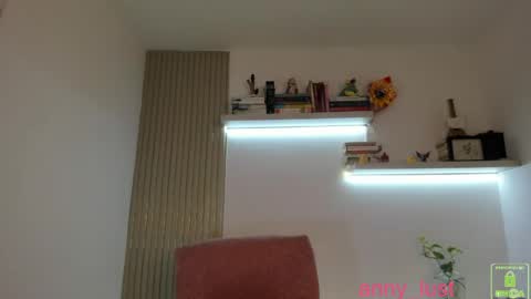 Issabela online show from May 2026 08:27:01 PM
