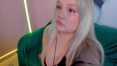 Snapshot of anny_mary_ chatting on February 2026 11:13:01 AM anny_mary_ online show from February 2026 11:13:01 AM