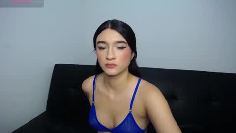 Anny online show from December 2025 03:18:02 PM