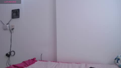 Anny  online show from February 2025 04:43:01 PM