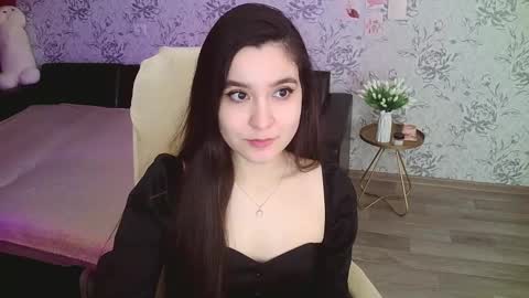 Annie online show from February 2025 03:07:02 AM