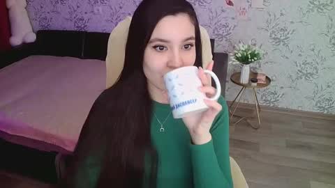 Annie online show from February 2025 09:45:02 AM