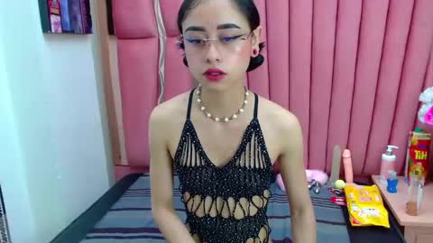 Anny online show from January 2025 01:24:02 PM