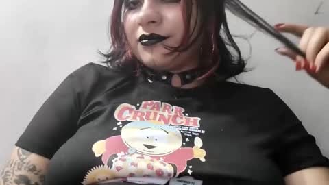 Snapshot of anny_velvetpain chatting on February 2026 11:49:02 PM Annie online show from February 2026 11:49:02 PM