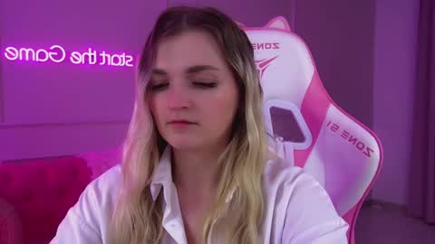 Snapshot of annyraii chatting on February 2026 06:52:02 PM annyraii online show from February 2026 06:52:02 PM