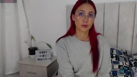 Anny online show from October 2025 11:30:01 AM