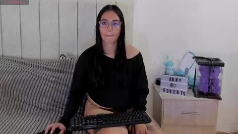 Anny online show from May 2026 07:54:02 PM