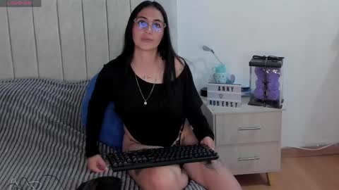 Anny online show from May 2026 09:13:01 PM