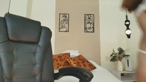 AnnyXhot online show from June 2026 11:04:02 AM