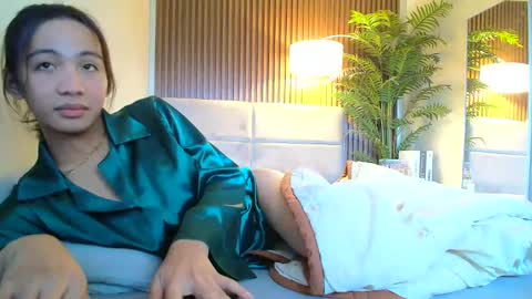 Snapshot of anqelic chatting on September 2025 02:44:01 AM Stacy Maurice online show from September 2025 02:44:01 AM