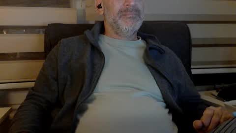 Snapshot of antheris chatting on October 2025 07:11:02 PM antheris online show from October 2025 07:11:02 PM