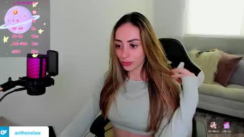 Anthonela online show from December 2025 07:43:01 PM