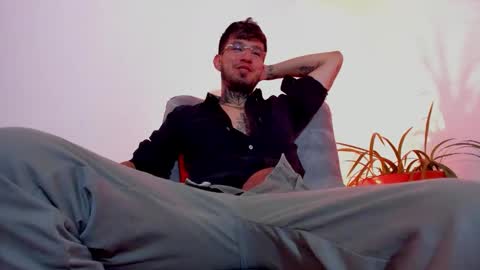 Anthony and Nick online show from November 2025 03:56:01 PM