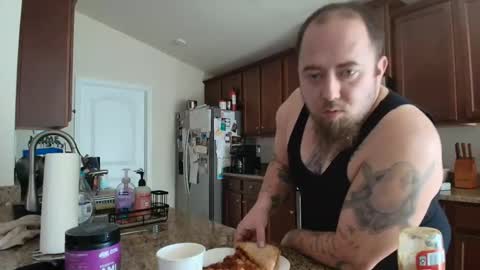 anthonygiacomazzo1 online show from December 2025 05:18:02 PM