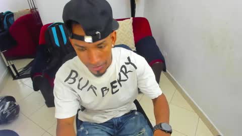 Snapshot of anthoy_wayans chatting on December 2024 06:26:01 PM online show from December 2024 06:26:01 PM