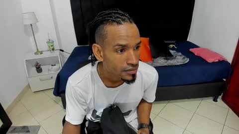 Snapshot of anthoy_wayans chatting on December 2024 09:09:02 PM online show from December 2024 09:09:02 PM