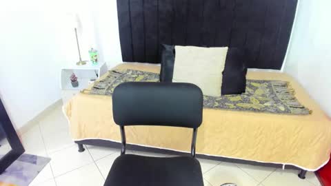 Snapshot of anthoy_wayans chatting on January 2025 11:42:01 PM online show from January 2025 11:42:01 PM