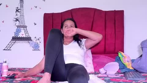 Antonella online show from May 2026 12:27:02 AM