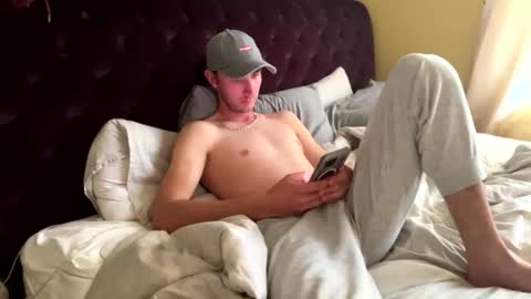 Snapshot of antoinedv chatting on July 2026 07:17:01 AM antoinedv online show from July 2026 07:17:01 AM