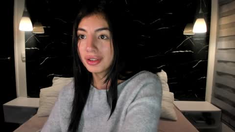 Snapshot of antonella__rouse chatting on December 2024 07:44:01 AM Antonella online show from December 2024 07:44:01 AM