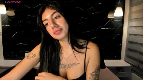 Snapshot of antonella__rouse chatting on December 2024 07:10:01 AM Antonella online show from December 2024 07:10:01 AM